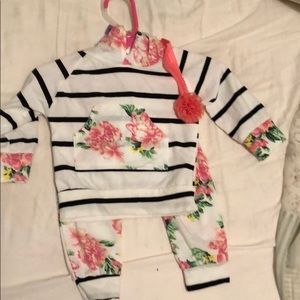 Vogue Fashion girls 6-12 mths  hooded outfit